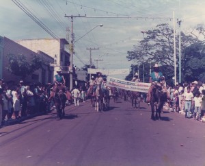 1986 - Desfile Festa do Peão 10